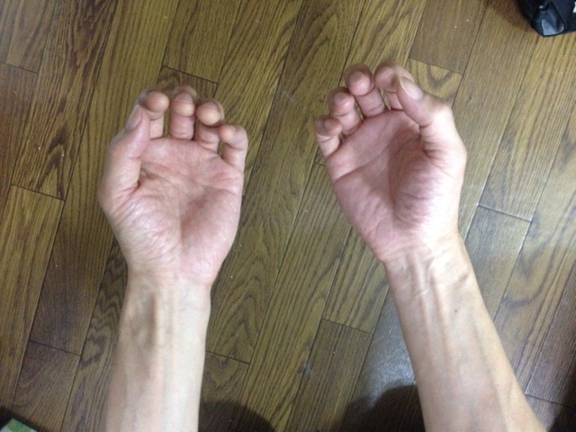 これが正しい手の平の型！